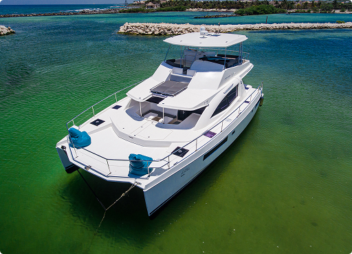 Vive una aventura en el mar en un yate privado de Beach Please Tulum